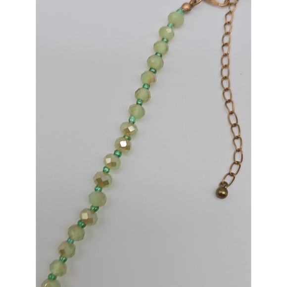 Jadeite Stone Chip & AB Aurora Borealis Acrylic Pistachio Green Beaded Necklace - Picture 11 of 15